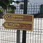 בית הארחה Casa Dos Primos 3*