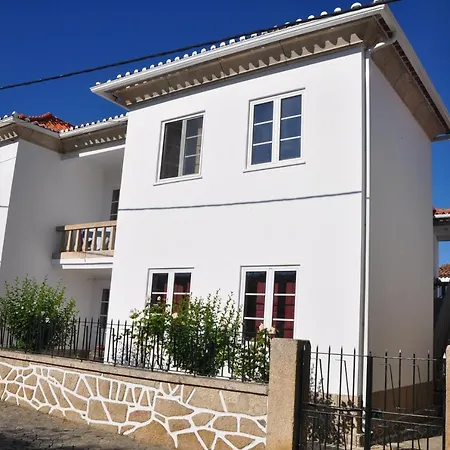 Casa Dos Primos בית הארחה 3*