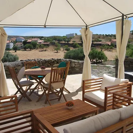 Casa Dos Primos Guest house