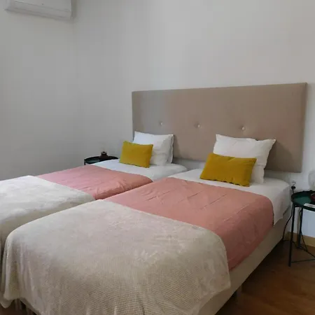 Guest house Casa Dos Primos 3*