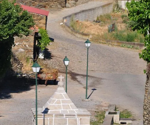 Casa Dos Primos 3* Muxagata (Vila Nova de Foz Coa)